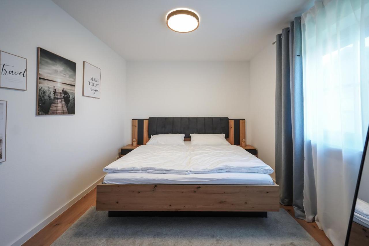 Ferienwohnung "Wie Dahoam" Chieming Dış mekan fotoğraf