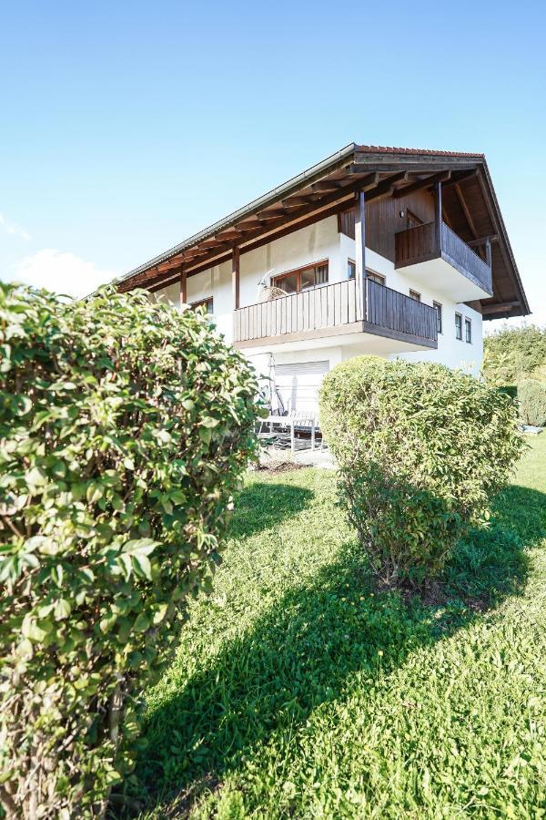 Ferienwohnung "Wie Dahoam" Chieming Dış mekan fotoğraf